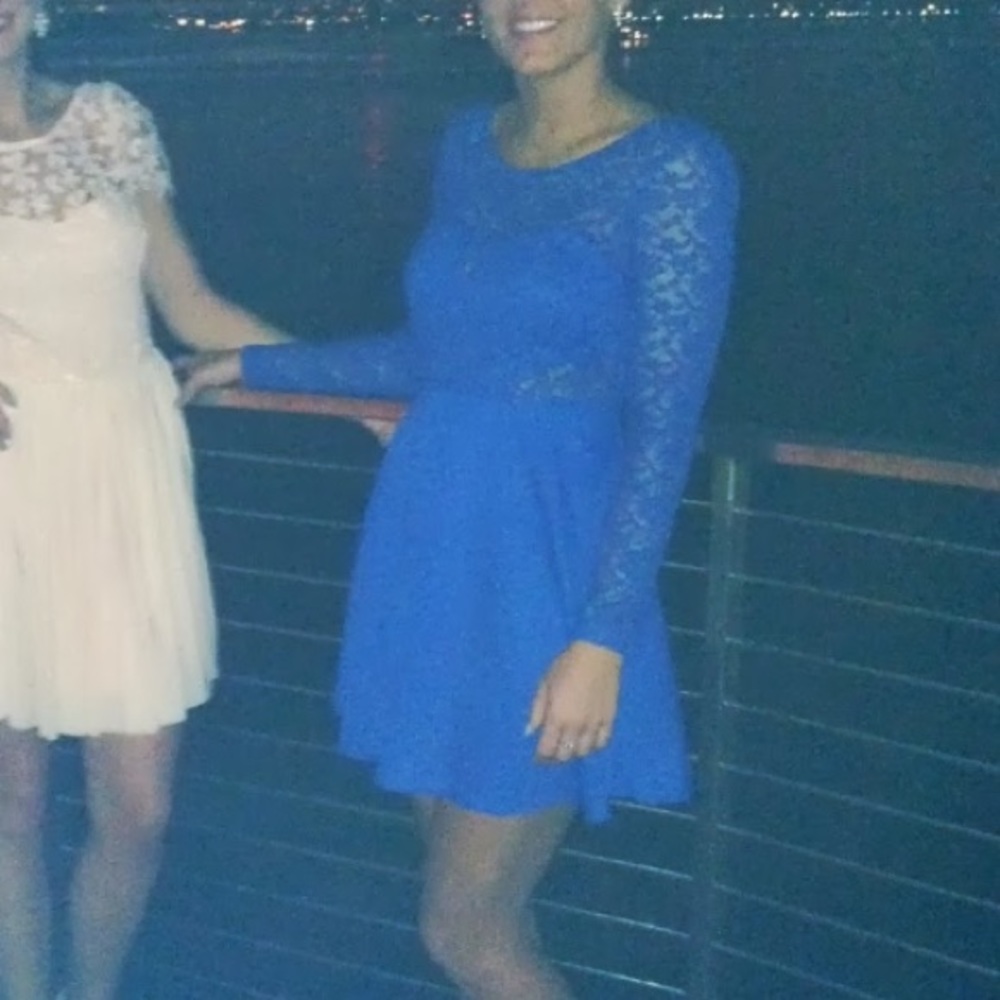 Formal long sleeve blue lace skater dress with bow - Picture 2 of 4